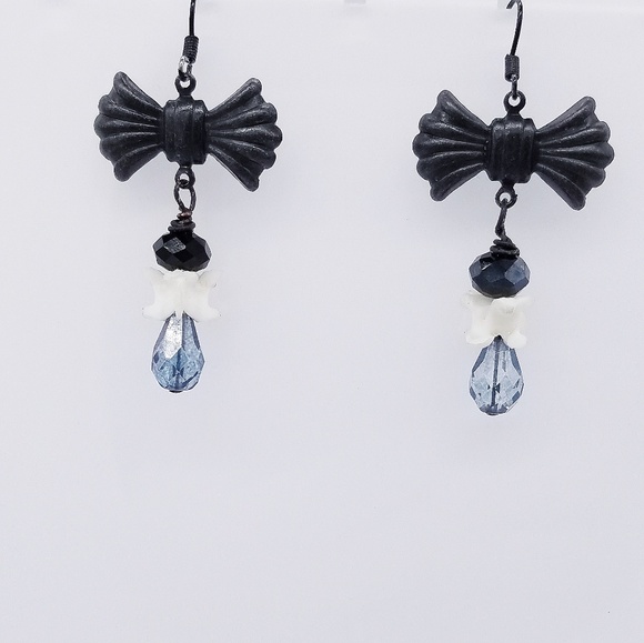 Jewelry - True Blue Gothic Python Vertebrae Earrings